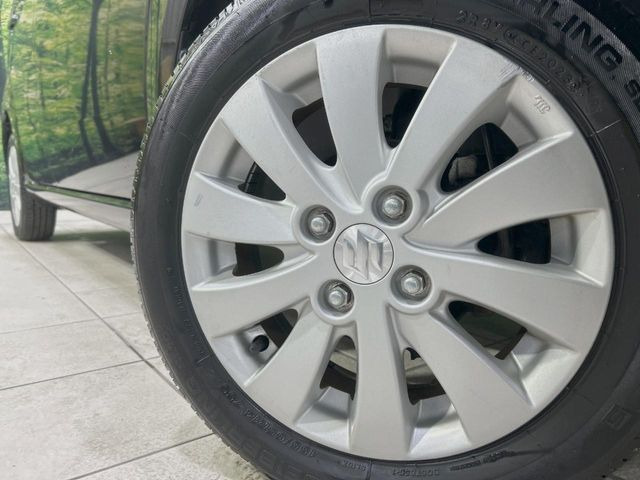 �y����14�C���`�A���~�z�C�[���z�O�ςɃ}�b�`���������A���~�z�C�[���𑕒����Ă���܂��B�e��ЊO�A���~�z�C�[����A�X�^�b�h���X�^�C�����戵�����Ă���܂��B���񂲑��k����������