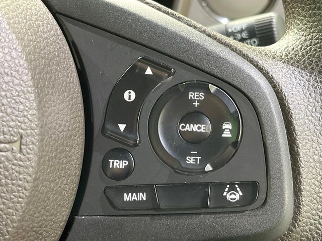 �y�A�_�v�e�B�u�N���[�Y�R���g���[���z�������H�ł̒��������s���y��!!�����ő��x��ۂN���[�Y�R���g���[�����A�Փˌy���V�X�e���ƘA�g���A�O���̎ԗ������m���ĎԊԂ�ۂ悤�ɑ��x���߂��Ă���܂�!!