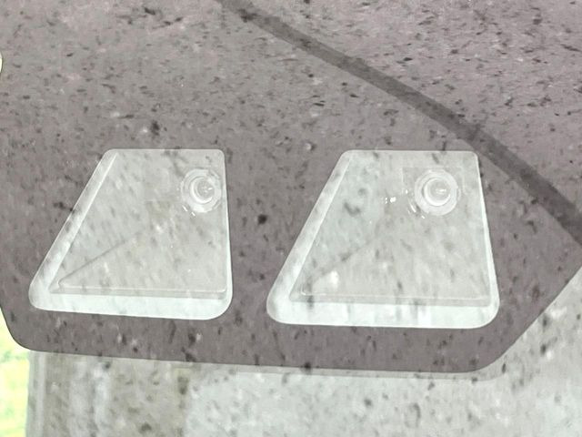 �y�X�}�[�g�A�V�X�g�z���s���ɑO���̎ԗ�����F�����A�Փ˂������Ȏ��͌x��ƃu���[�L�ŏՓˉ���Ɣ�Q�y�����A�V�X�g�B�����S�Ƀh���C�u�����y���݂��������܂��B