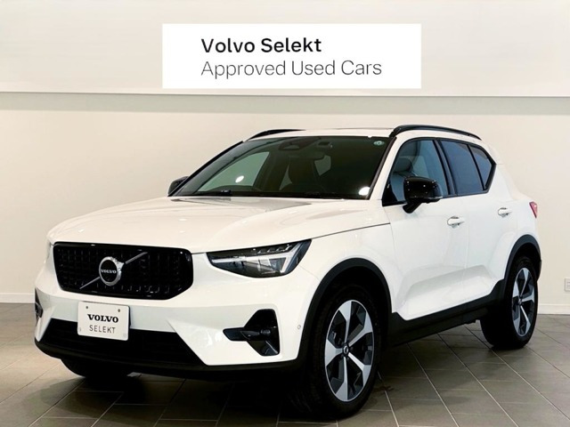 XC40ウルトラ B4 AWD ダークエディション 4WD