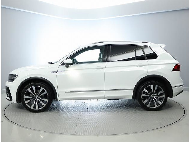 ティグアンTDI 4モーション Rライン ディーゼル 4WD