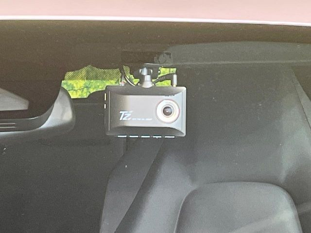 �y�h���C�u���R�[�_�[�z�h���C�u���R�[�_�[����!���s���͂������A������^�]�⎖�̂ɑ��������ہA�f���ŋL�^���A����̃��X�N�ɔ����܂��B���L�^�pSD�J�[�h�͂��q�l�����g�ł��������������K�v������܂��B