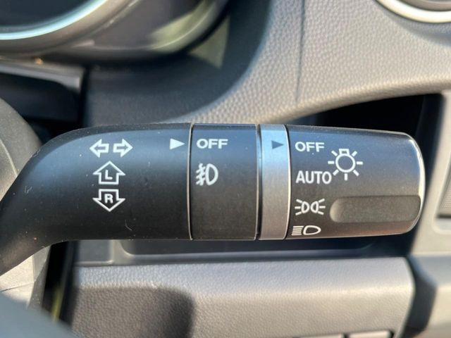 �y�I�[�g���C�g�z����̖��邳�ɉ����Ď����Ńw�b�h���C�g�̓_���E�������ł���@�\�ł�!���C�g�̕t���Y��E�����Y��Ȃǂ������Ȃ�A�J�̓���[���̑��s�����S!�g���l���ʉߎ����֗��ł��ˁ�