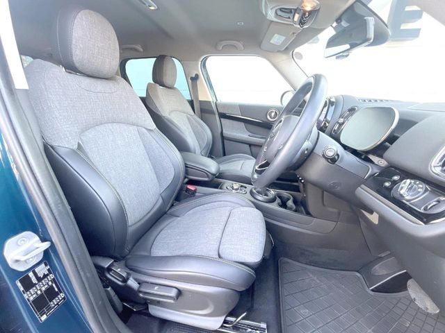 ���V�[�g�̎g�p��:�j��E�ւ�������Ȃ��A�����̒ʂ肫�ꂢ�ȏ�Ԃ��ێ����Ă���܂��B�܂��A�����N���[�j���O�E�R�[�e�B���O�����p�����������܂��B