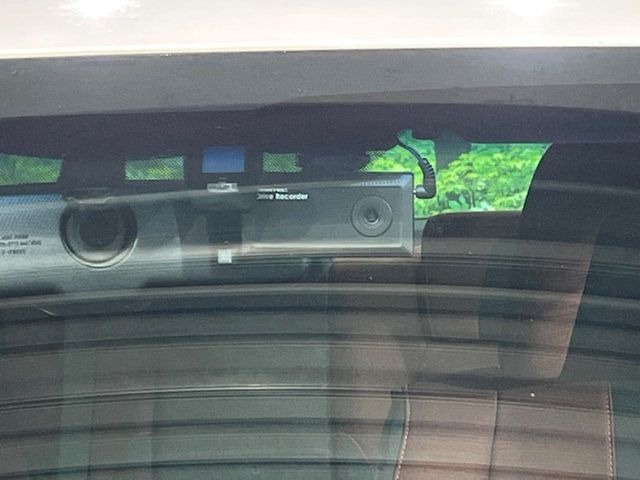 �y�h���C�u���R�[�_�[�z�h���C�u���R�[�_�[����!���s���͂������A������^�]�⎖�̂ɑ��������ہA�f���ŋL�^���A����̃��X�N�ɔ����܂��B���L�^�pSD�J�[�h�͂��q�l�����g�ł��������������K�v������܂��B