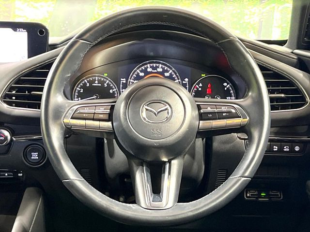 �y�����v�����X�e�A�����O�z�㎿�Ȋv���g�p���邱�ƂŁA��ɂ����������݂ƂĂ��^�]���₷���n���h���ł���