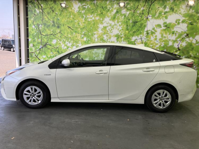 プリウス1.8 S セーフティ プラス