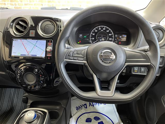 ノート1.2 X FOUR 4WD