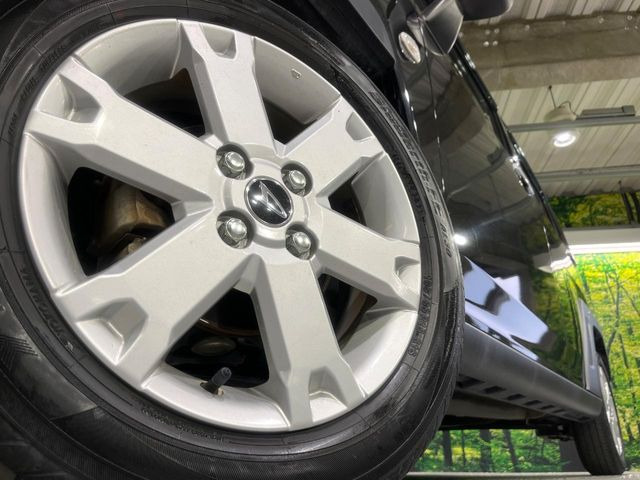 �y����15�C���`�A���~�z�C�[���z�O�ςɃ}�b�`���������A���~�z�C�[���𑕒����Ă���܂��B�e��ЊO�A���~�z�C�[����A�X�^�b�h���X�^�C�����戵�����Ă���܂��B���񂲑��k����������