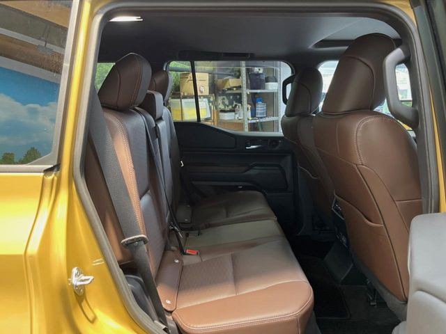 �L�X�Ƃ���2��ڃV�[�g�͋��Z���������A���S�n�����K!�F�B��Ƒ��Ƃ̂��o�����ɂ҂�����ł��B�x�r�[�V�[�g��`���C���h�V�[�g�g�p�������K�ɂ��߂�������������\���ȋ�Ԃ��m�ۂ��Ă��܂��B