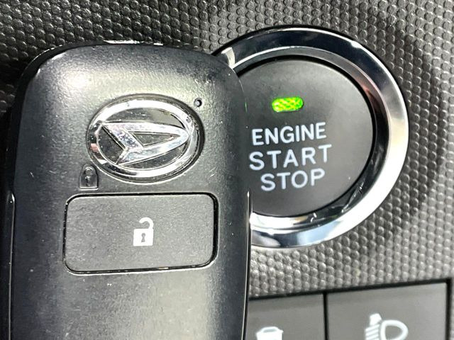 �y�L�[�t���[�V�X�e���z�J�o����|�P�b�g�ɓ��ꂽ�܂܂ł��h�A�̎{���E�������\�ȃX�}�[�g�L�[�𑕔��B�G���W���̃I���E�I�t�����J�M�����o���K�v����������Ƃ��Ă��֗��ł���