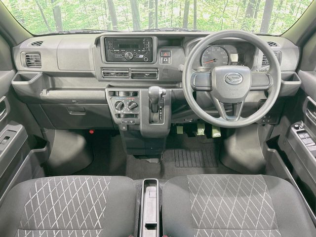 グループ総在庫数約30,000台!!全国の系列店からメーカー・車種問わずご紹介出来るので、あなたにピッタリのお車が見つかるはずです♪まずはお問い合わせ下さい☆