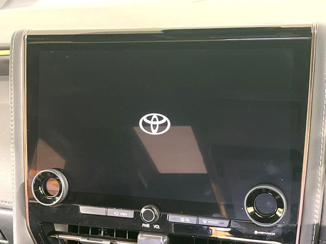 【14インチディスプレイオーディオ】画面内にオーディオ操作はもちろん、空調の調整機能なども盛り込んだ多機能なディスプレイオーディオです!スマートフォン連携はもちろん、車載ナビもお使いいただけます♪