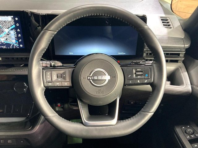 �y�����v�����X�e�A�����O�z�㎿�Ȋv���g�p���邱�ƂŁA��ɂ����������݂ƂĂ��^�]���₷���n���h���ł���