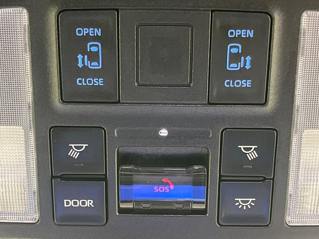 ヴォクシー1.8 ハイブリッド S-Z