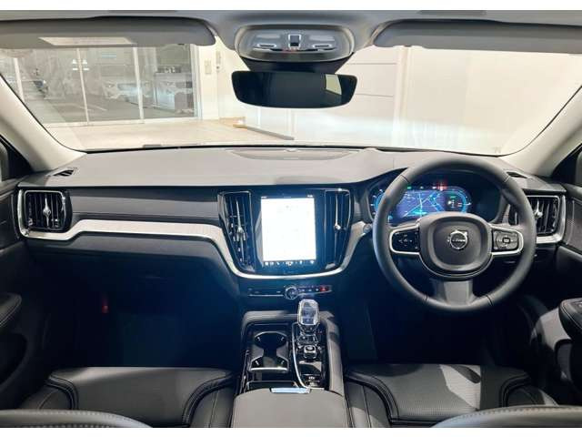 V60ウルトラ T6  AWD プラグインハイブリッド 4WD
