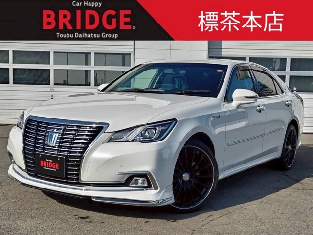 クラウンハイブリッド 2.5 ロイヤル Four 4WD