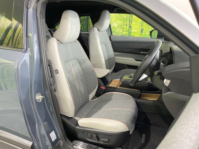 �y�n�[�t���U�[�V�[�g�z�������ƍ���S�n�𗼗������l�C�̃V�[�g���w�ʁE���ʂ̃t�@�u���b�N�f�ނ́A�ʋC���̗ǂ��⊊��ɂ����ɗD��Ă��܂��B�C���╞���ɍ��E���ꂸ���K�ɂ���肢�������܂��B