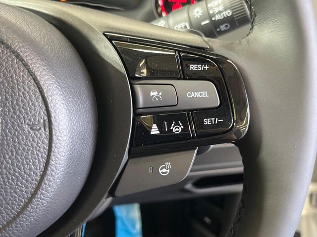 �y�A�_�v�e�B�u�N���[�Y�R���g���[���z�������H�ł̒��������s���y��!!�����ő��x��ۂN���[�Y�R���g���[�����A�Փˌy���V�X�e���ƘA�g���A�O���̎ԗ������m���ĎԊԂ�ۂ悤�ɑ��x���߂��Ă���܂�!!