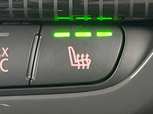 ���t�����g�V�[�g�q�[�e�B���O:�^�]�ȁE����ȋ��ɎO�i�K�Œ��߂��\�ȃV�[�g�q�[�^�[�𑕔����Ă���܂��B�G�߂��킸���K�ɂ��g�p���������܂��B