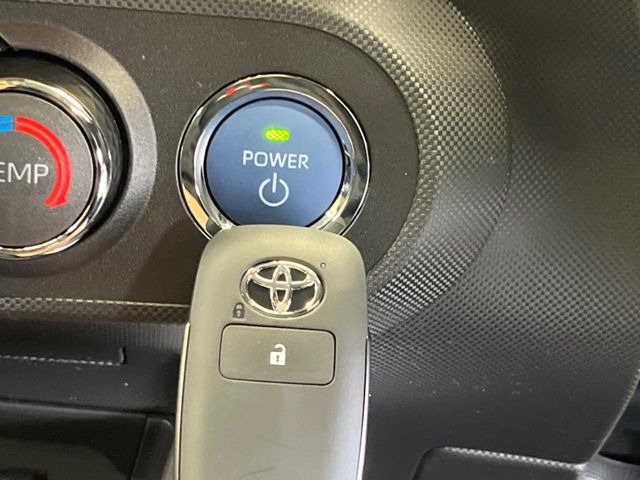 �y�L�[�t���[�V�X�e���z�J�o����|�P�b�g�ɓ��ꂽ�܂܂ł��h�A�̎{���E�������\�ȃX�}�[�g�L�[�𑕔��B�G���W���̃I���E�I�t�����J�M�����o���K�v����������Ƃ��Ă��֗��ł���