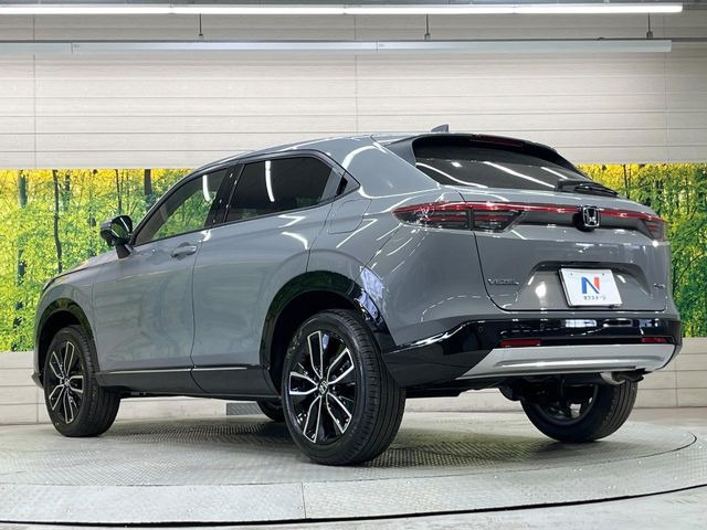 皆さまに安心してお乗りいただきたいから、当店では法定点検整備を無料で実施。(※登録済未使用車など一部対象外がございます。)