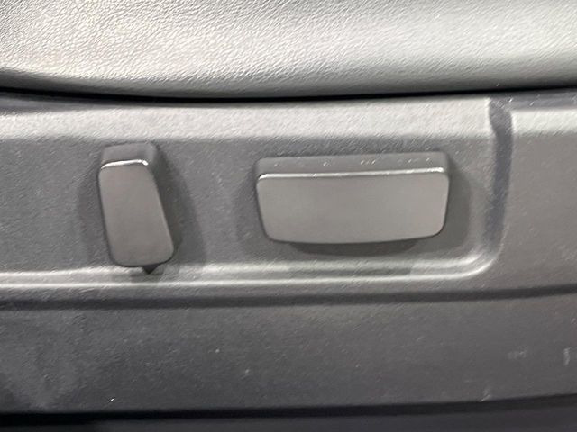 �y�p���[�V�[�g�z�X�C�b�`��ŊȒP�ɃV�[�g�̔��������\!�d��������͂�����܂���!���K�ȃV�[�g�|�W�V�����ɃZ�b�g���āA���K�ȃh���C�u�����y���݂��������B