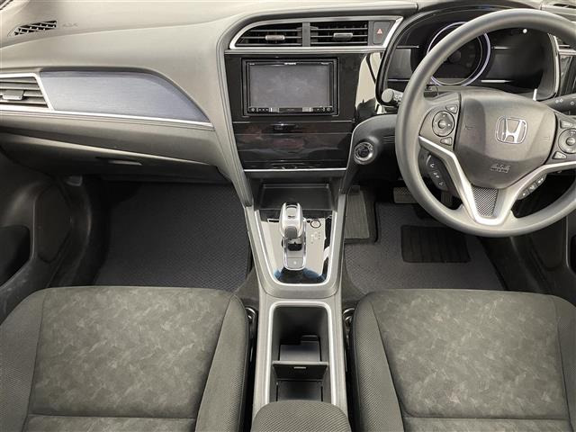 シャトル1.5 ハイブリッド ホンダセンシング