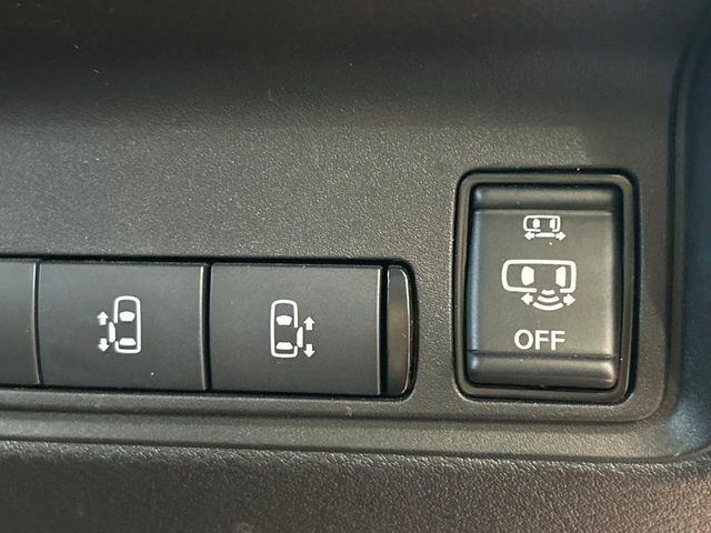 �y�����p���[�X���C�h�h�A�z�X�}�[�g�L�[��^�]�Ȃ̃X�C�b�`�Ō�ȗ����X���C�h�h�A�̊J���\���d��������͂����ăh�A���J����K�v�������A�����Ȃ��q�l�ł��ȒP�ɊJ���߂ł����K�ł���