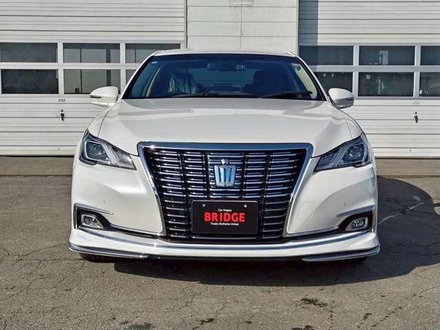 クラウンハイブリッド 2.5 ロイヤル Four 4WD