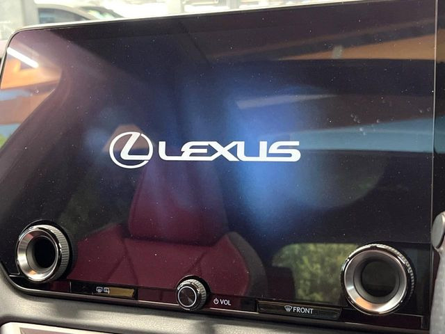 【14インチディスプレイオーディオ】画面内にオーディオ操作はもちろん、空調の調整機能なども盛り込んだ多機能なディスプレイオーディオです!スマートフォン連携はもちろん、車載ナビもお使いいただけます♪