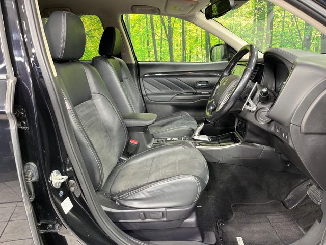 �y�n�[�t���U�[�V�[�g�z�������ƍ���S�n�𗼗������l�C�̃V�[�g���w�ʁE���ʂ̃t�@�u���b�N�f�ނ́A�ʋC���̗ǂ��⊊��ɂ����ɗD��Ă��܂��B�C���╞���ɍ��E���ꂸ���K�ɂ���肢�������܂��B