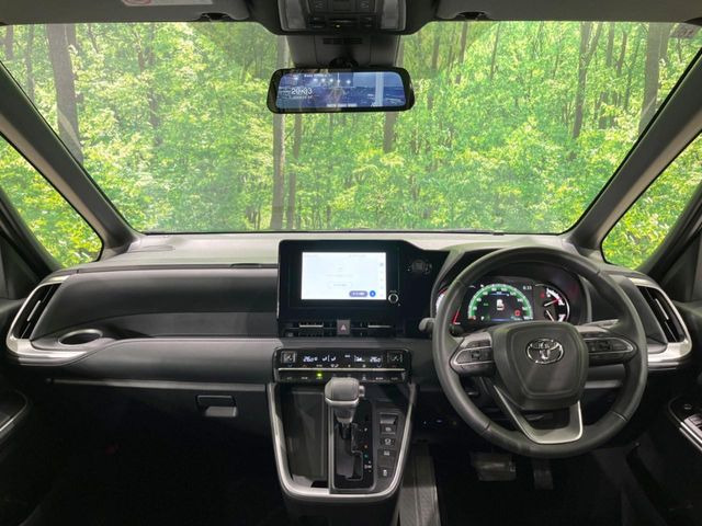 ヴォクシー2.0 S-Z