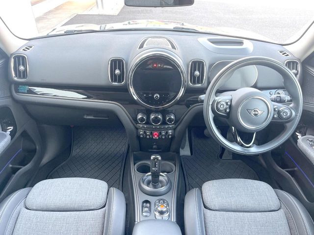 �A���ԃO���[�v���݌ɐ���2,000��!�S���̌n��X���烁�[�J�[�E�Ԏ��킸���Љ�o����̂ŁA���Ȃ��Ƀs�b�^���̂��Ԃ�������͂��ł���܂��͂��₢���킹��������