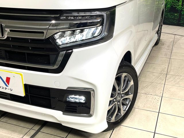 �yLED�w�b�h���C�g�z���V����ԑ��s�����ǍD�Ȏ��E���m�ۂ����S���ĉ^�]�ł��鍂�P�xLED�w�b�h���C�g�𑕔�!�_�����x�������A����d�͂��}�����Ă��܂��B