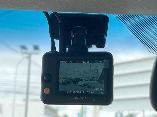 �y�h���C�u���R�[�_�[�z�h���C�u���R�[�_�[����!���s���͂������A������^�]�⎖�̂ɑ��������ہA�f���ŋL�^���A����̃��X�N�ɔ����܂��B���L�^�pSD�J�[�h�͂��q�l�����g�ł��������������K�v������܂��B