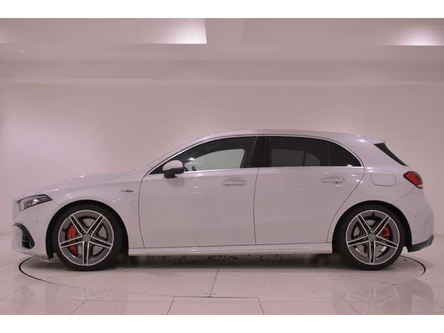 AクラスAMG A45 S 4マチックプラス 4WD