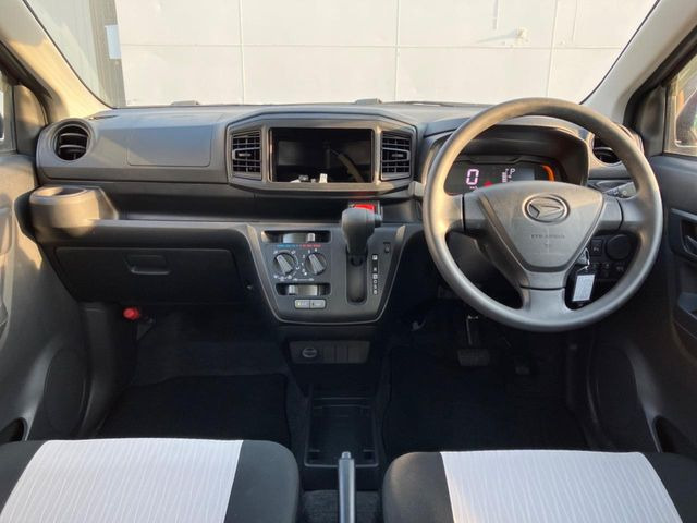 �O���[�v���݌ɐ���30,000��!!�S���̌n��X���烁�[�J�[�E�Ԏ��킸���Љ�o����̂ŁA���Ȃ��Ƀs�b�^���̂��Ԃ�������͂��ł���܂��͂��₢���킹��������