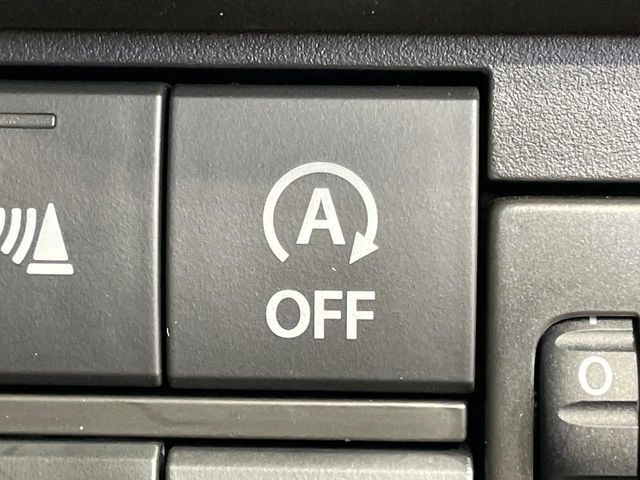 �y�A�C�h�����O�X�g�b�v�z�ԐM����a�؂Œ�Ԃ����ۂɃG���W�����~���A���ʂȔR���̏����}���܂��B�R��������ی�ɂȂ���@�\��G���W���̓u���[�L�𗣂��΍Ďn�����܂��B