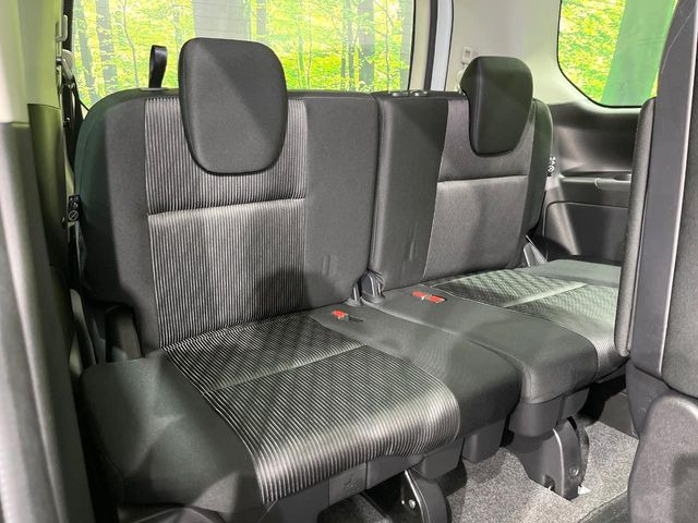 3��ڃV�[�g�͂�������ԗǍD����l�ł��������ƍ����Ē����܂��̂ŁA��l���ł̂��o���������N���N�ł��􂲉Ƒ��ŁA�C�̒m�ꂽ���ԂŁA�h���C�u�ɍs���̂��y���݂ł��ˁ�