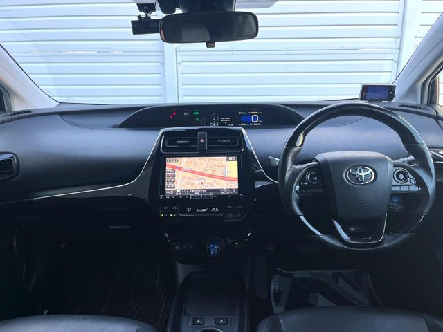 プリウス1.8 S ツーリングセレクション