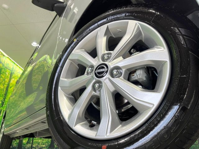 �y����14�C���`�A���~�z�C�[���z�O�ςɃ}�b�`���������A���~�z�C�[���𑕒����Ă���܂��B�e��ЊO�A���~�z�C�[����A�X�^�b�h���X�^�C�����戵�����Ă���܂��B���񂲑��k����������