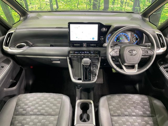 ヴォクシー1.8 ハイブリッド S-Z