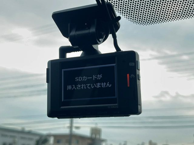 �y�h���C�u���R�[�_�[�z�h���C�u���R�[�_�[����!���s���͂������A������^�]�⎖�̂ɑ��������ہA�f���ŋL�^���A����̃��X�N�ɔ����܂��B���L�^�pSD�J�[�h�͂��q�l�����g�ł��������������K�v������܂��B