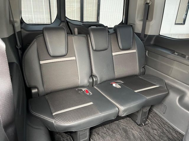 3��ڃV�[�g�͂�������ԗǍD����l�ł��������ƍ����Ē����܂��̂ŁA��l���ł̂��o���������N���N�ł��􂲉Ƒ��ŁA�C�̒m�ꂽ���ԂŁA�h���C�u�ɍs���̂��y���݂ł��ˁ�