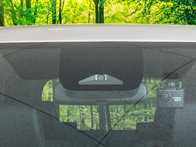 ノア1.8 ハイブリッド S-Z