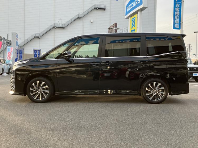 ヴォクシー1.8 ハイブリッド S-Z