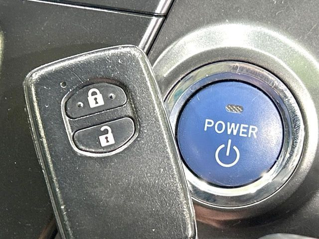 �y�X�}�[�g�L�[�z�J�o����|�P�b�g�ɓ��ꂽ�܂܂ł��h�A�̎{���E�������\�ȃX�}�[�g�L�[�𑕔��B�G���W���̃I���E�I�t�����J�M�����o���K�v����������Ƃ��Ă��֗��ł���