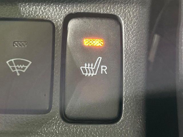 �y�V�[�g�q�[�^�[�z�������ɏd�󂷂�V�[�g�q�[�^�[!�G�A�R����葁�����܂��Ă����̂Ŋ�����̐l�����S�ł��ˁ�G�A�R���̉����͊������邩����A�Ƃ������ɂ����������߂ł��B