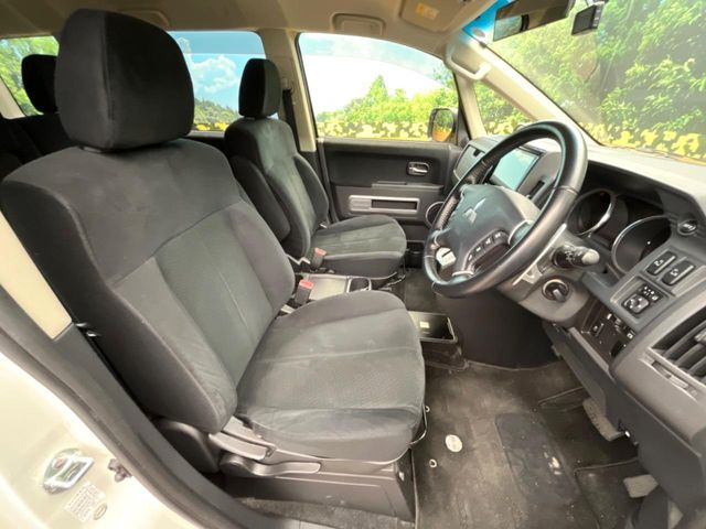 �^�]�ȃV�[�g���͎g�p�������Ȃ��A�ǍD�ȏ�ԂƂȂ��Ă��܂��B���J�Ɏg���Ă������Ƃ��悭�킩��܂��ˁB